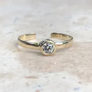 10KT Yellow Gold Bezel Set CZ Stone Toe Ring
