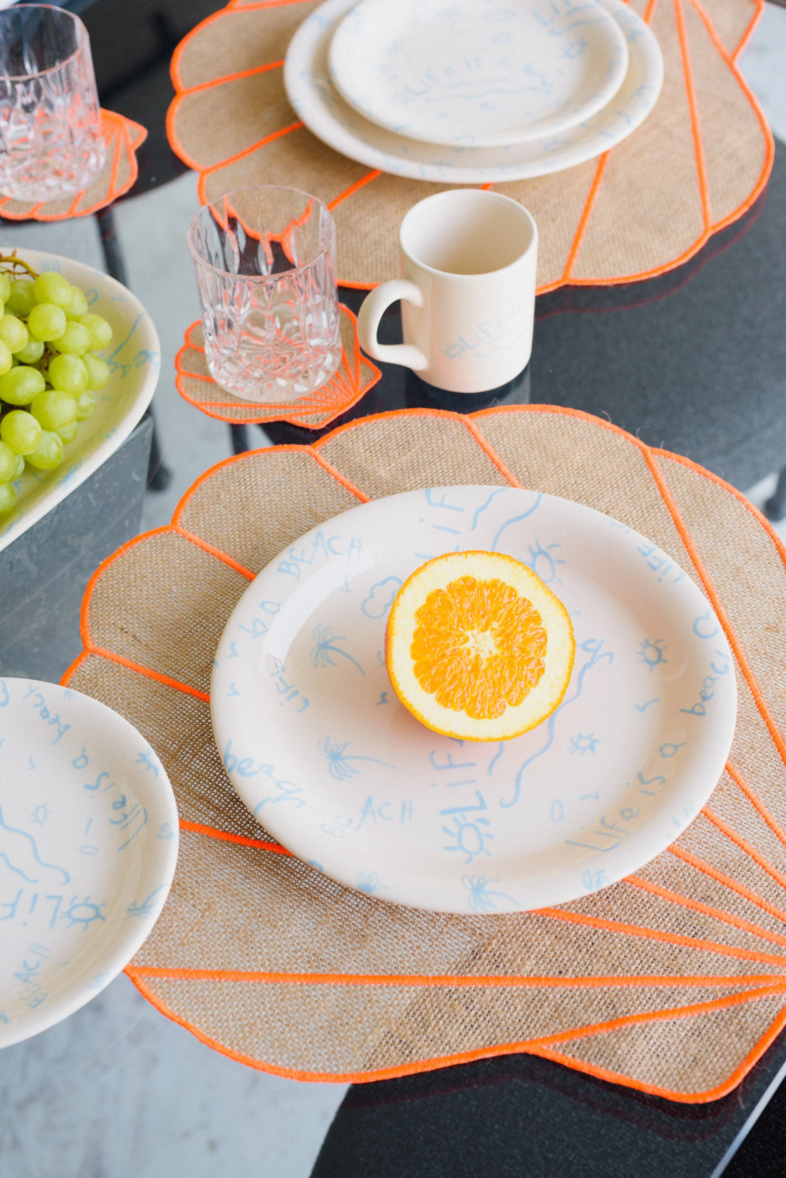 Ceramic Dinner Plate “Life is a Beach” (Set of 4)