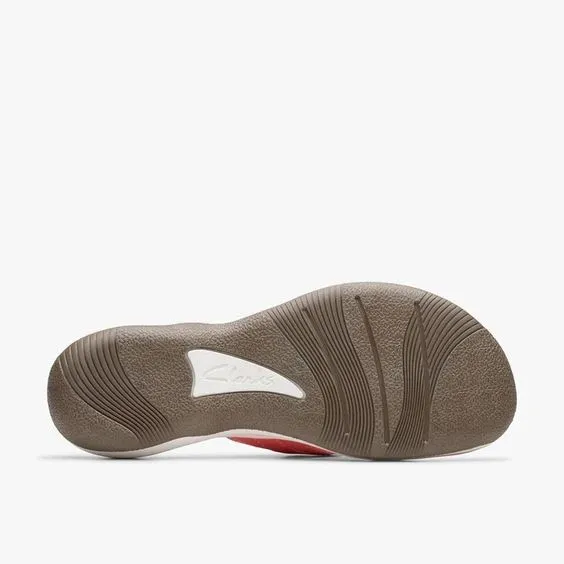 CLARKS- WOMEN'S BREEZE SEA SANDAL