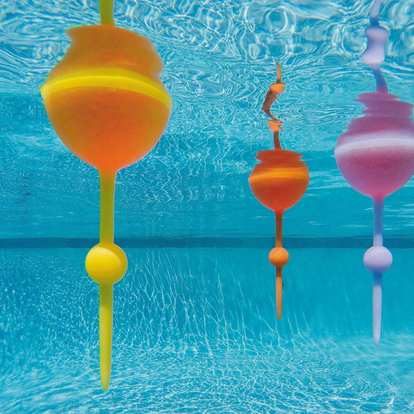 Floating Glass, Acrylic Shatterproof Wine, Beer, Cocktail, Drinking Glasses Pool Beach Camping 12oz