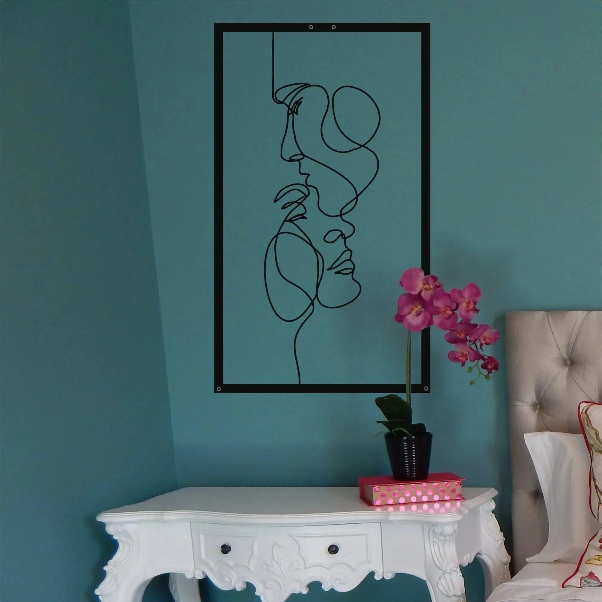 Frame Couple Faces Minimalist Metal Wall Art