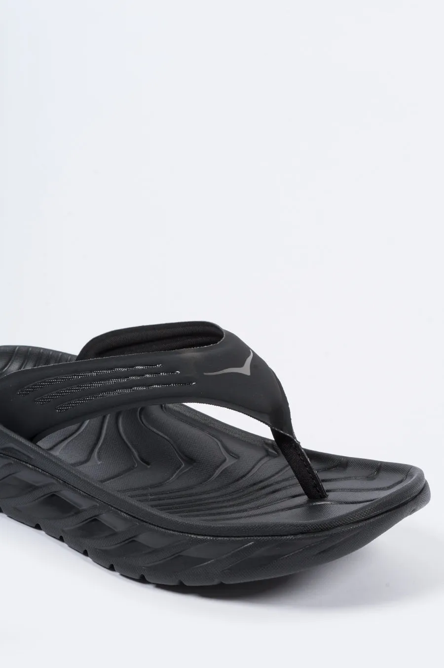 HOKA ONE ONE ORA RECOVERY FLIP BLACK DARK GULL GREY