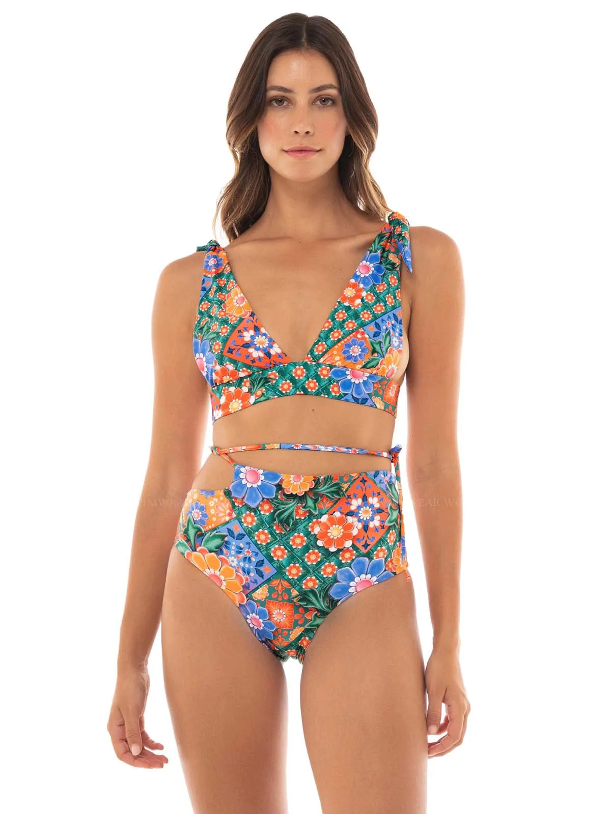 Laurie-Audrey Bikini ::RET