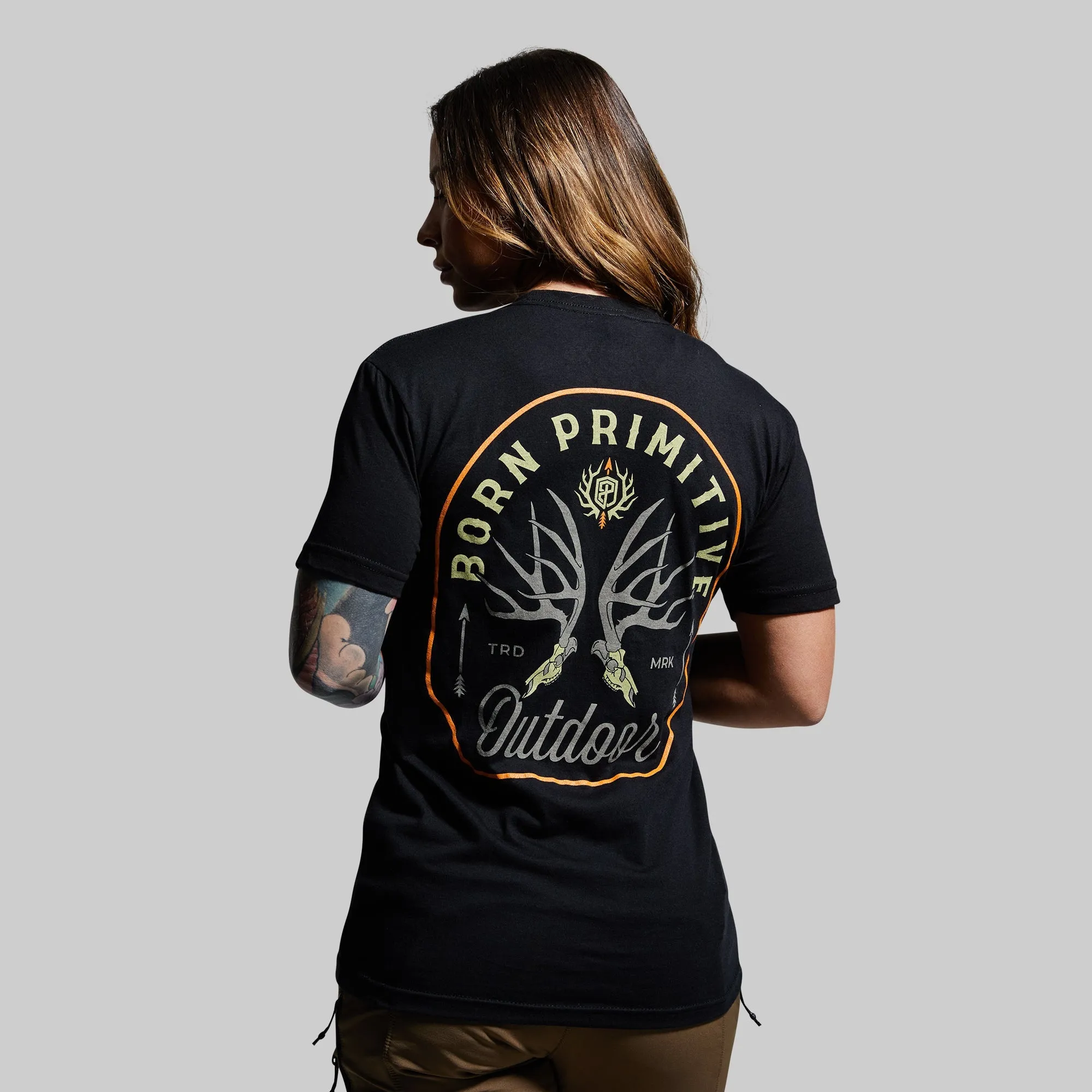 Outdoor Mule Deer Badge T-Shirt (Black)