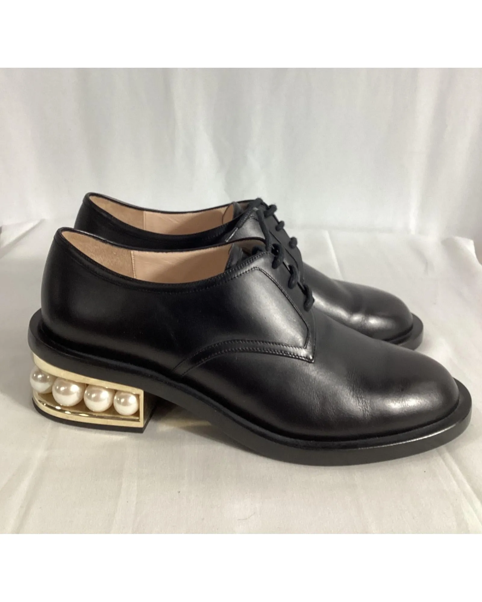 Pearl LaceUp Oxfords