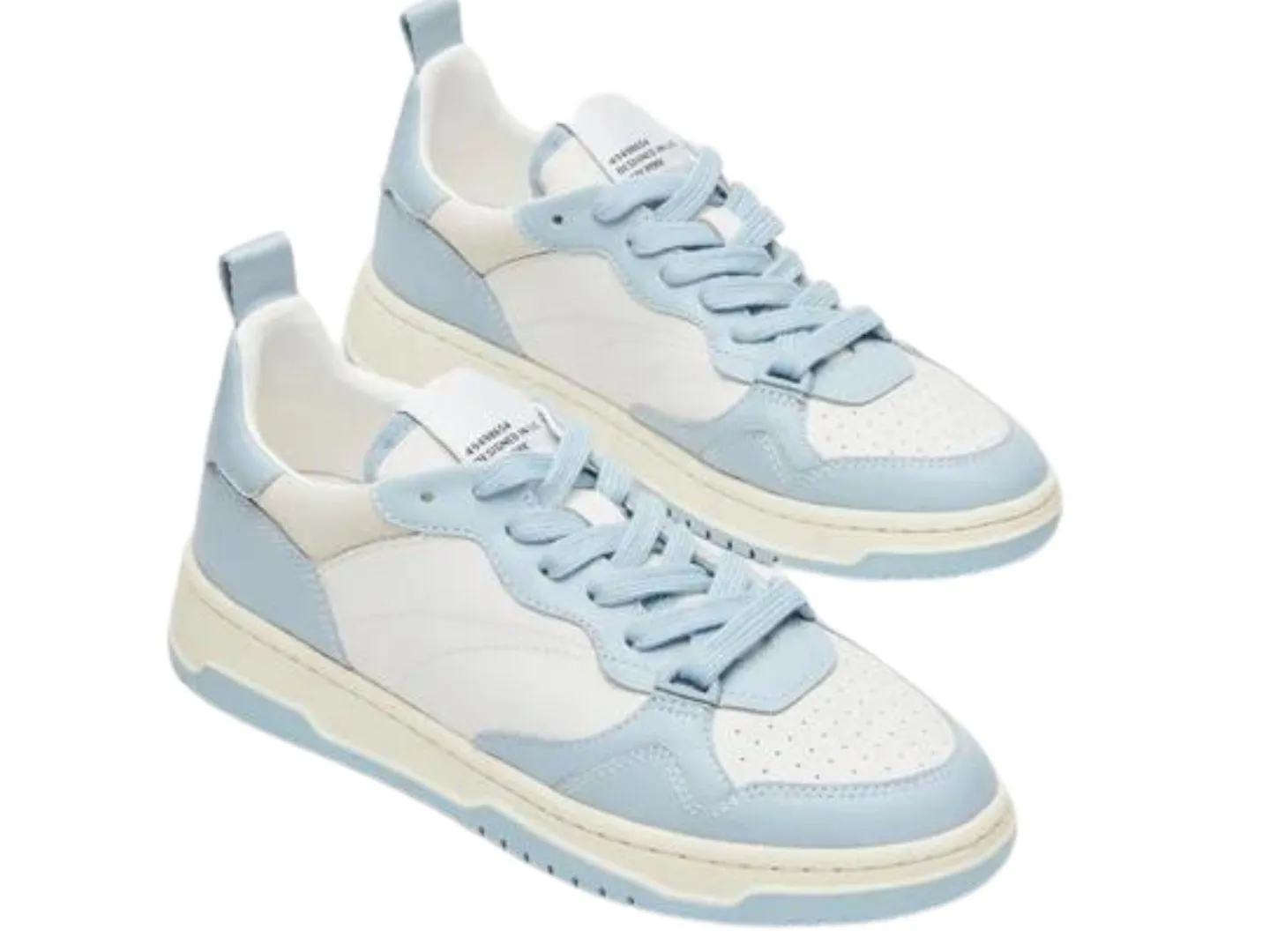 Steve Madden: Everlie in Blue/White