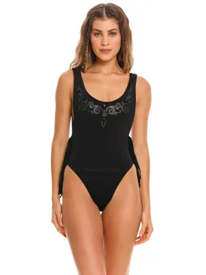Tribeca One Piece